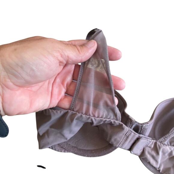 Victoria's Secret Black and Brown Demi T-Shirt Bras Size 32C - Picture 7 of 11